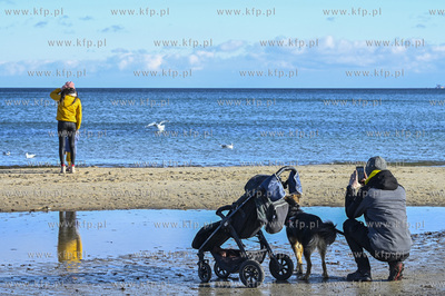 Sopot. Sloneczna niedziela i tłumy spacerowiczów...