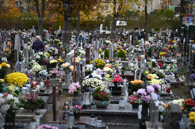 Na cmentarzu parafialnym przy ul. Owsianej w Gdyni...