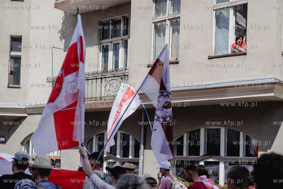 Gdańsk.  Marsz godności dla Białorusi.  Społeczna...