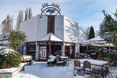Gdańsk Wrzeszcz w zimowej aurze. Nz. Klub Max przy...