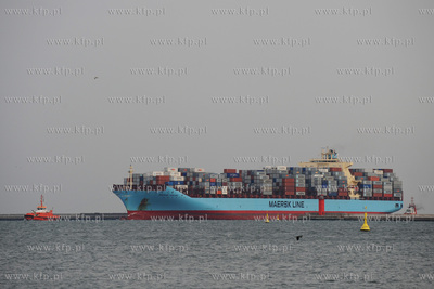 Do terminala kontenerowego DCT GDANSK S.A. wplynal...