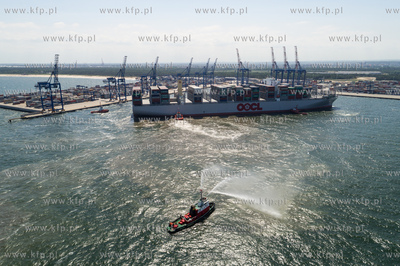 Do DCT Gdańsk zawinął największy kontenerowiec...