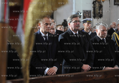 Bazylika Mariacka w Gdansku. Uroczystosci pogrzebowe...