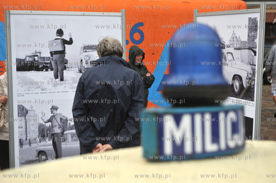 Otwarcie Mobilnego Muzeum Motoryzacji w Marinie na...