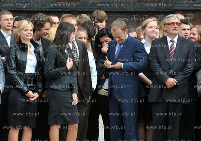 Inauguracja roku szkolnego z udzialem premiera Donalda...