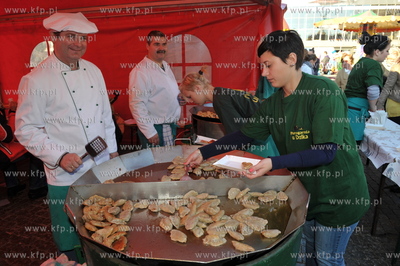 IX Gdanskie Swieto Pieroga na Targu Weglowym w Gdansku....