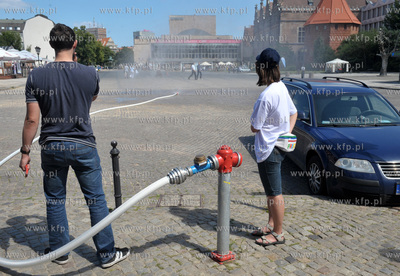 Na Targu Weglowym Gdanska Infrastruktura Wodociagowa...