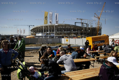 Gdansk. Dzien otwarty stadionu pilkarskiego w Letnicy.
25.04.2010
fot....