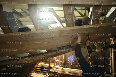 Remont jachtu General Zaruski w Stoczni Remontowej....