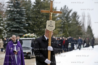 Gdansk. Cmentarz lostowicki. Pogrzeb perkusity zespolu...