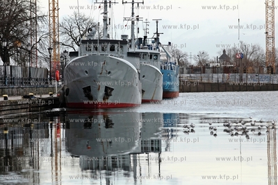 Statki z Kajmanow Spirit of Romo i Spirit of Samso...