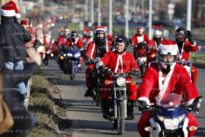 Gdansk. XIII edycja parady Mikolaje na Motocyklach....
