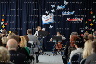 Z okazji Dnia Edukacji Narodowej 34 nauczycieli z Sopotu...