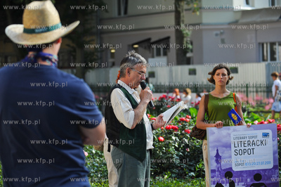 Sopot. Akcja Literacki Sopot zorganizowana w ramach...