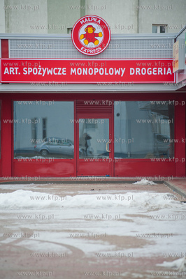 Gdansk. Orunia. Czerwona Torebka - siec pasazy handlowych...