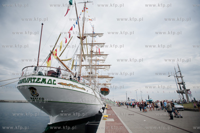 Gdynia. Meksykanski zaglowca Cuauhtemoc, ktory zacumowal...