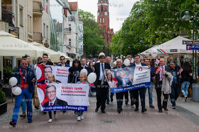 Sopot. Marsz poparcia dla Prezydenta Bronislawa Komorowskiego...
