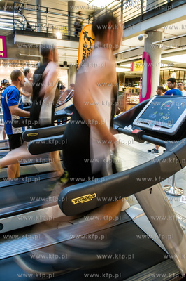 Gdańsk. Centrum Handlowe Manhattan. Charytatywna Bitwa...