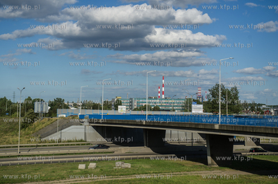 Gdańsk. Wiadukt w ciągu ulicy Elbląskiej nad Trasą...