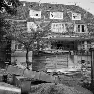 Remont hotelu Maryla w Sopocie Kamienny Potok. 07.1970...