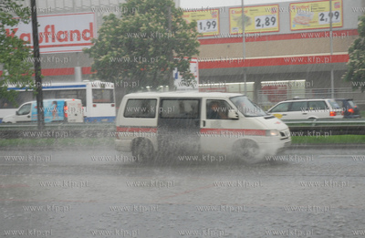 Ulewa nad Gdynia
22.05.2007
fot. Andrzej J. Gojke...