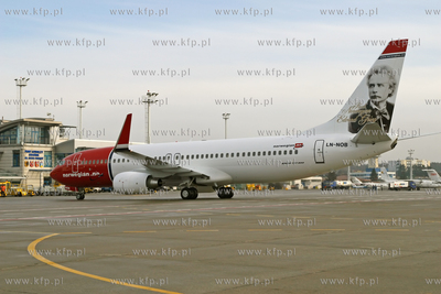 Gdansk, Rebiechowo. Nz. Boeing 737-8FZ linii Norwegian...
