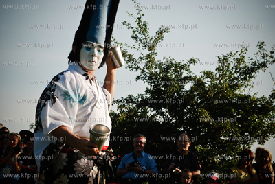 Trzynasta edycja Miedzynarodowego Festiwalu Teatrow...