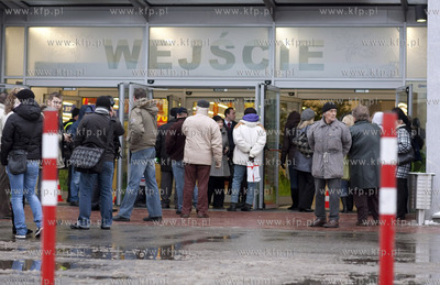 Gdynia, Pozar w CH Wzgorze. Najprawdopodobniej zapalilo...