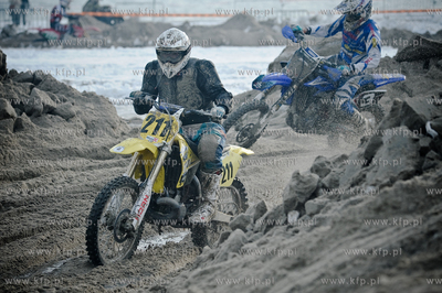 Zawody motocrosowe na plazy miejskiej w Gdyni zorganizowane...