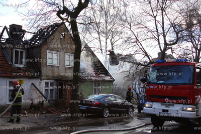 Pozar domu przy ulicy Trugutta 87 w Gdansku - Wrzeszczu....