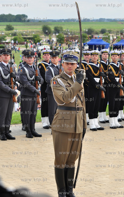 Udzial Prezydenta Rzeczypospolitej Polskiej Bronislawa...