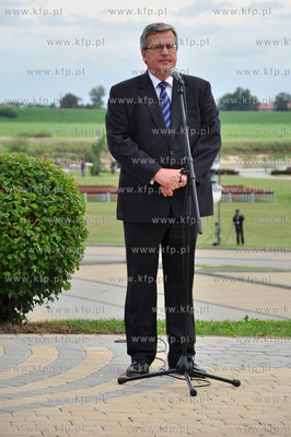 Udzial Prezydenta Rzeczypospolitej Polskiej Bronislawa...