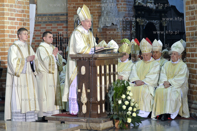 W uroczystooa Niepokalanego Poczecia NMP, w sobote...