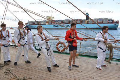 Dzien na Darze Mlodziezy ze studentami Akademii Morskiej...