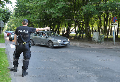 Sopot ulica Powstancow Warszawy. Niewlasciwie zaparkowany...