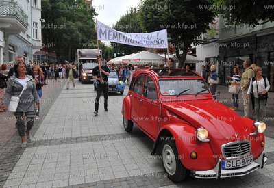 Sopot. Molo Jazz Festival. Pochod Nowoorleanski z Placu...