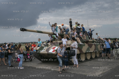 Święto 49. Bazy Lotniczej. Rodzinny Piknik Lotniczy...