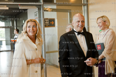 Gdansk. Amber Expo. IX  charytatywny Bal z Sercem Fundacji...