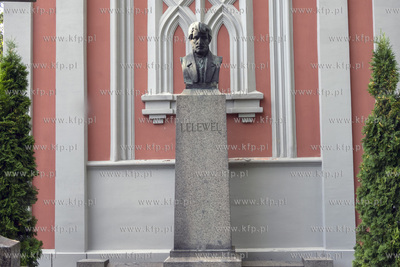 Cmentarz Na Rossie - zabytkowy zespół cmentarny w...