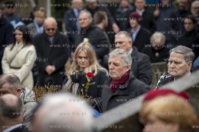 Cmentarz Witomiński w Gdyni. Uroczystości pogrzebowe...