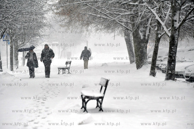 Zima na ulicach Gdanska. Alejka na ul. Podwale Staromiejskie...