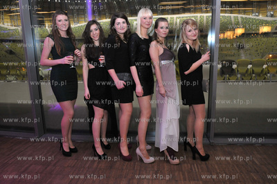 Studniowka III Liceum Ogolnoksztalcacego Topolowki...