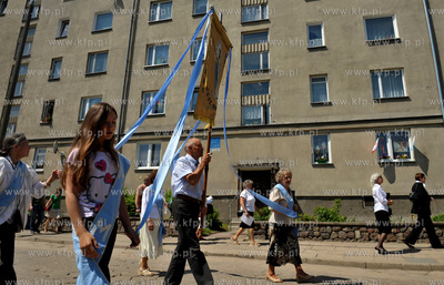 Uroczystosci i procesja Bozego Ciala w parafii sw....