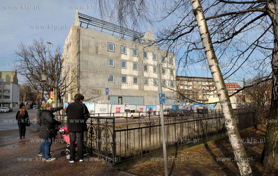 Budowa hotelu Ibis w Gdansku pomiedzy ul. Lagiewniki,...