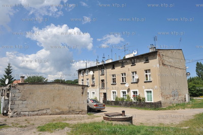 Dom na skrzyżowaniu ul. Dolne Młyny i Dolne Migowo....