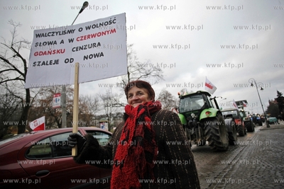 Protest pomorskich rolnikow w Gdansku pod haslem Aby...