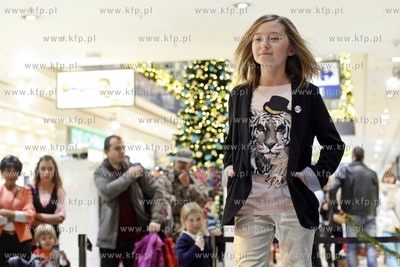 Gdansk. Galeria Baltycka. Wydarzenie charytatywne pt.Gwiazdy...