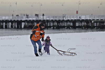 Sopot. Plaza.
08.12.2013
ot. Krzysztof Mystkowski...