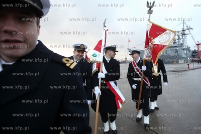 Port Wojenny w Gdyni Oksywie. Rozformowanie dowodztwa...