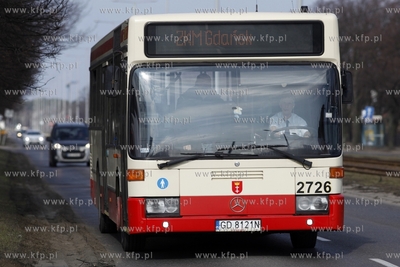 Gdańsk. Autobus marki Mercedes-Benz O405N przy ul....